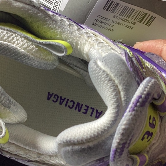 Balenciaga
Runner 2.0 sneakers - Picture 13 of 15